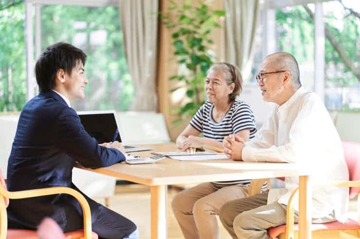 Should Retirees Buy Life Insurance 740x493 1